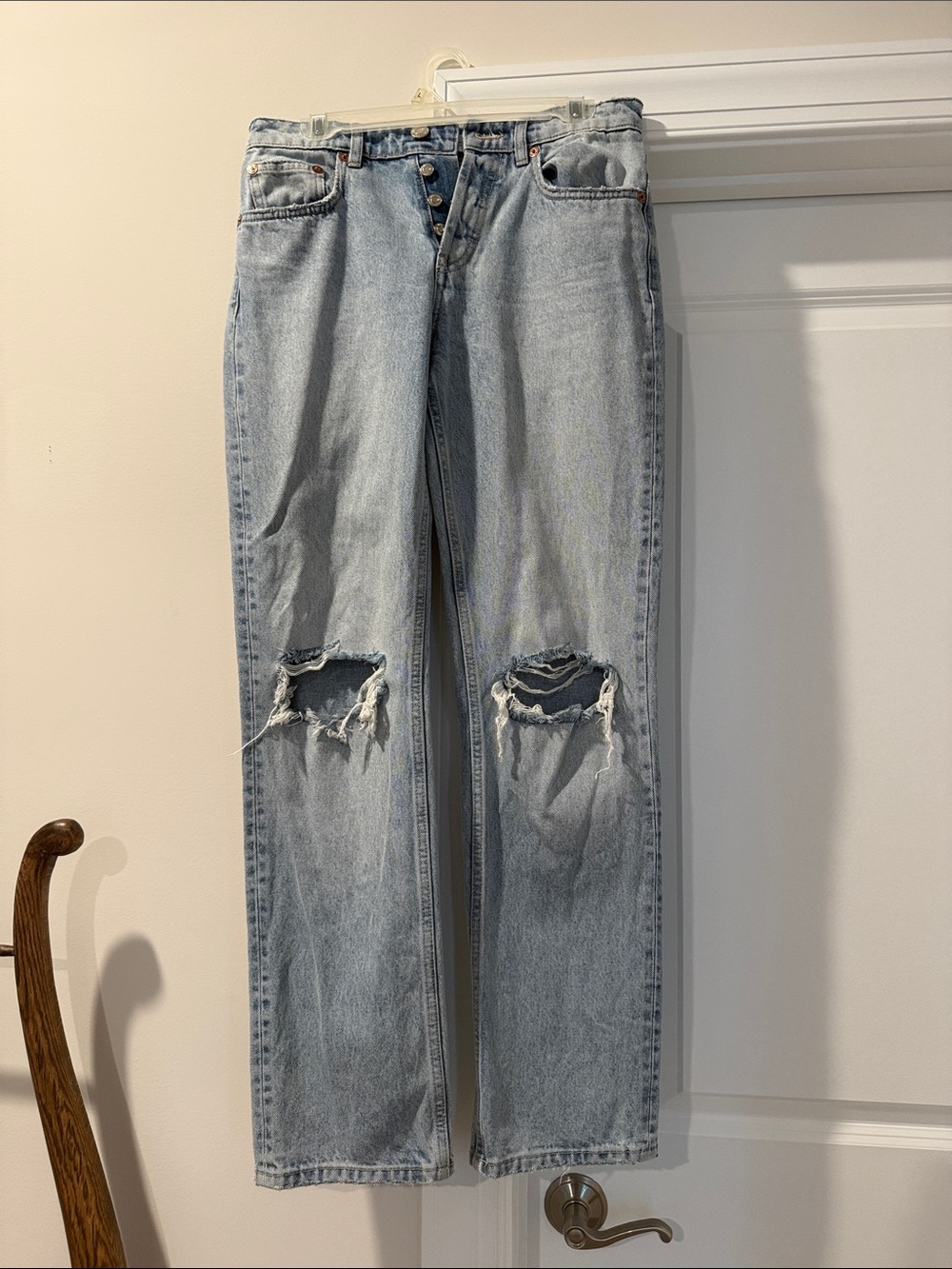 Zara Light Blue Distressed Straight-Leg Jeans